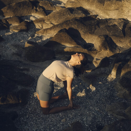 Ushtrasana - Charlotte Lechevallier - photo Stéphane Lavoué
